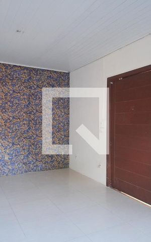 Casa para alugar com 120m², 3 quartos e 2 vagas Casa para alugar com 120m², 3 quartos e 2 vagasSala