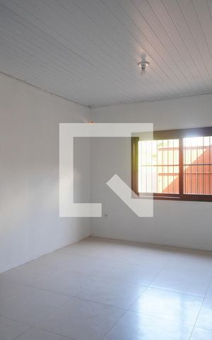 Casa para alugar com 120m², 3 quartos e 2 vagas Casa para alugar com 120m², 3 quartos e 2 vagasSala