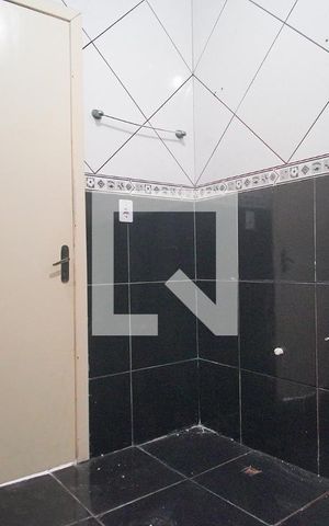 Casa para alugar com 120m², 3 quartos e 2 vagas Casa para alugar com 120m², 3 quartos e 2 vagasBanheiro