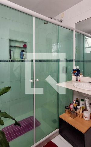 Apartamento à venda com 60m², 2 quartos e sem vaga Apartamento à venda com 60m², 2 quartos e sem vagaBanheiro Social
