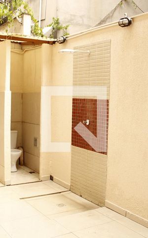 Apartamento à venda com 71m², 2 quartos e 1 vagaÁrea de Serviço