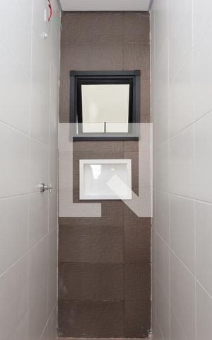 Apartamento à venda com 45m², 2 quartos e sem vagaBanheiro