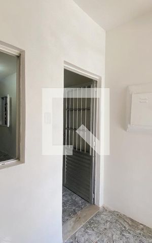 Casa para alugar com 60m², 2 quartos e sem vagaEntrada