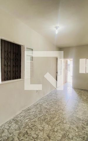 Casa para alugar com 60m², 2 quartos e sem vagaSala