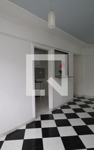 Apartamento para alugar com 55m², 2 quartos e 1 vagaSala