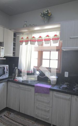 Casa para alugar com 45m², 2 quartos e 2 vagasCozinha