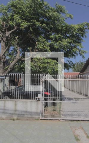 Casa para alugar com 45m², 2 quartos e 2 vagasFachada