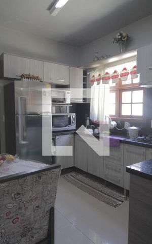 Casa para alugar com 45m², 2 quartos e 2 vagasCozinha