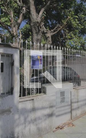 Casa para alugar com 45m², 2 quartos e 2 vagasPlaca