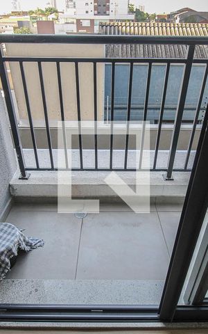 Apartamento à venda com 32m², 1 quarto e sem vaga Apartamento à venda com 32m², 1 quarto e sem vagaVaranda