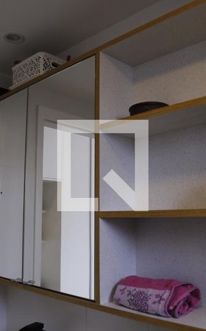 Apartamento para alugar com 75m², 2 quartos e 2 vagasBanheiro da Suíte