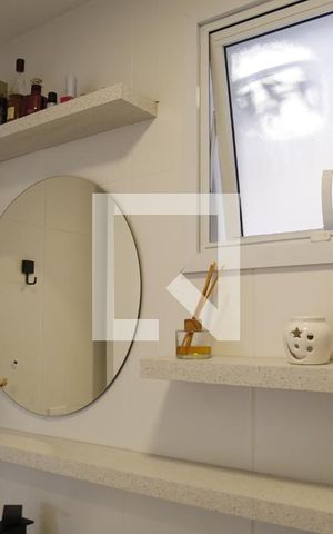 Apartamento para alugar com 75m², 2 quartos e 2 vagasBanheiro Social