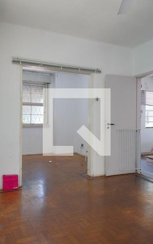 Casa para alugar com 270m², 7 quartos e 6 vagasSala