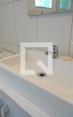 Casa para alugar com 270m², 7 quartos e 6 vagasBanheiro