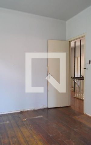 Casa para alugar com 270m², 7 quartos e 6 vagasQuarto 4