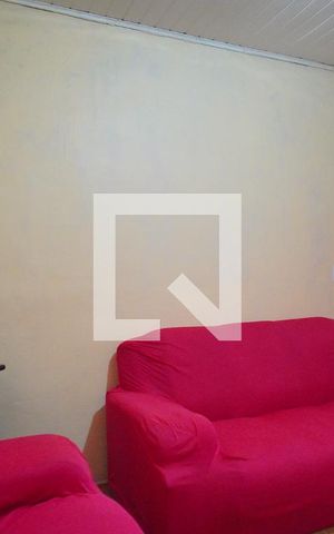 Casa à venda com 300m², 3 quartos e 2 vagas Casa à venda com 300m², 3 quartos e 2 vagas Sala 1