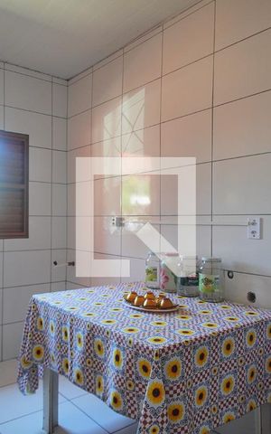 Casa à venda com 300m², 3 quartos e 2 vagas Casa à venda com 300m², 3 quartos e 2 vagasCozinha 2
