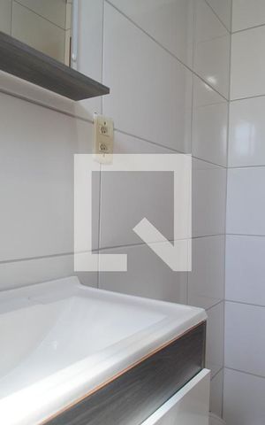 Casa à venda com 300m², 3 quartos e 2 vagas Casa à venda com 300m², 3 quartos e 2 vagasBanheiro 1