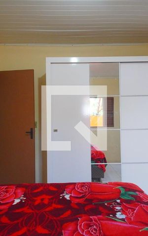 Casa à venda com 300m², 3 quartos e 2 vagas Casa à venda com 300m², 3 quartos e 2 vagasQuarto 1