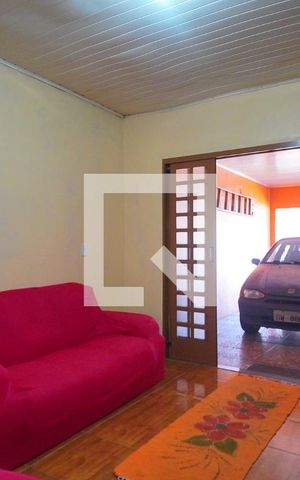 Casa à venda com 300m², 3 quartos e 2 vagas Casa à venda com 300m², 3 quartos e 2 vagas Sala 1
