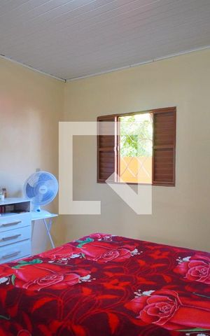 Casa à venda com 300m², 3 quartos e 2 vagas Casa à venda com 300m², 3 quartos e 2 vagasQuarto 1