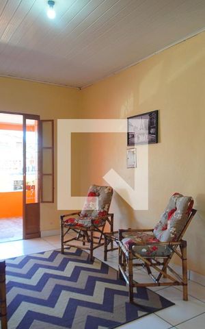 Casa à venda com 300m², 3 quartos e 2 vagas Casa à venda com 300m², 3 quartos e 2 vagasSala 2