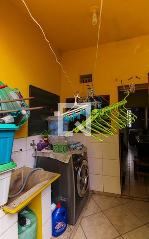 Casa à venda com 80m², 2 quartos e sem vaga Casa à venda com 80m², 2 quartos e sem vagaÁrea de Serviço