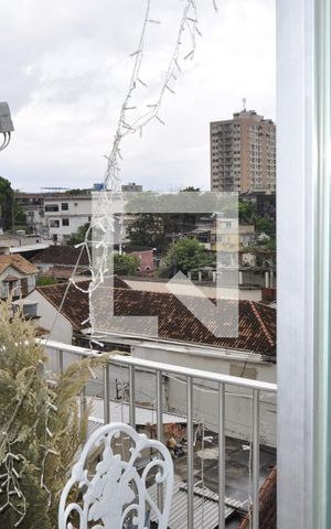 Apartamento à venda com 60m², 2 quartos e 1 vagavaranda