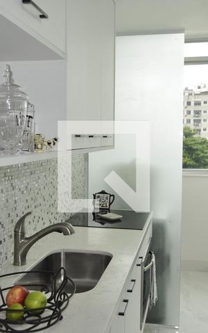 Apartamento à venda com 60m², 2 quartos e 1 vagaCozinha