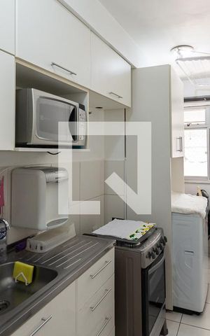 Apartamento à venda com 50m², 2 quartos e 1 vagaCozinha e Área de Serviço