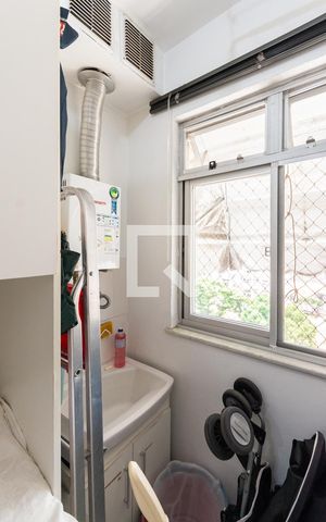 Apartamento à venda com 50m², 2 quartos e 1 vagaCozinha e Área de Serviço
