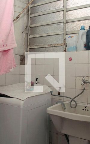 Apartamento à venda com 128m², 4 quartos e sem vagaÁrea de Serviço + Banheiro 2