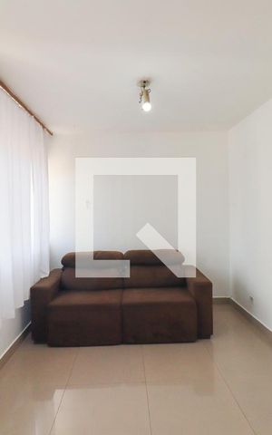 Apartamento para alugar com 47m², 2 quartos e sem vagaSala