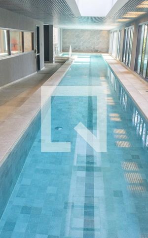 Studio à venda com 24m², 1 quarto e sem vagaÁrea comum - Piscina