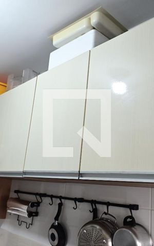Apartamento para alugar com 73m², 2 quartos e 1 vagaCozinha