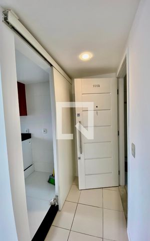 Apartamento à venda com 70m², 2 quartos e 1 vagaSala