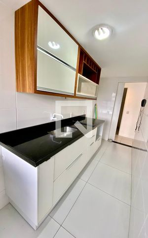 Apartamento à venda com 70m², 2 quartos e 1 vagaCozinha e Área de Serviço