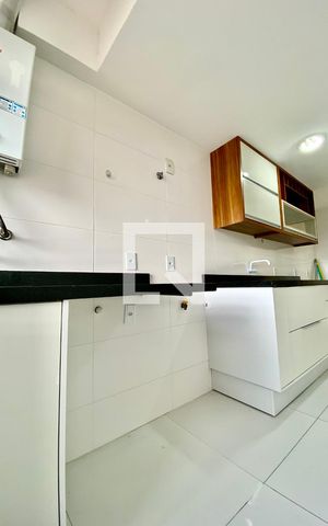 Apartamento à venda com 70m², 2 quartos e 1 vagaCozinha e Área de Serviço