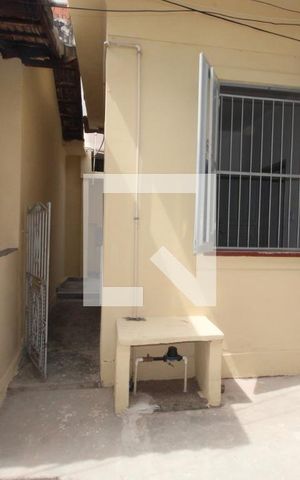Casa para alugar com 80m², 2 quartos e sem vagaquint