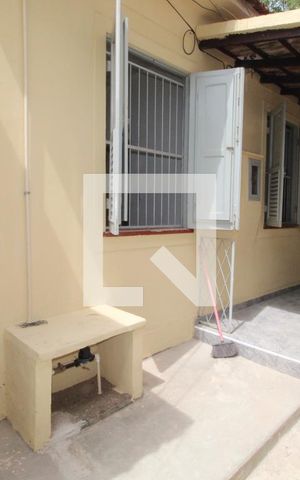 Casa para alugar com 80m², 2 quartos e sem vagaVaranda