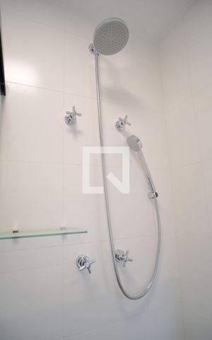 Studio à venda com 25m², 1 quarto e sem vagaBanheiro - Chuveiro