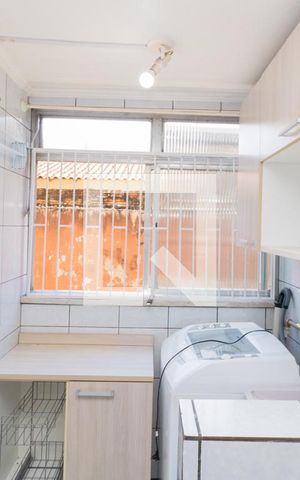 Apartamento à venda com 75m², 2 quartos e 1 vagaCozinha e Área de Serviço