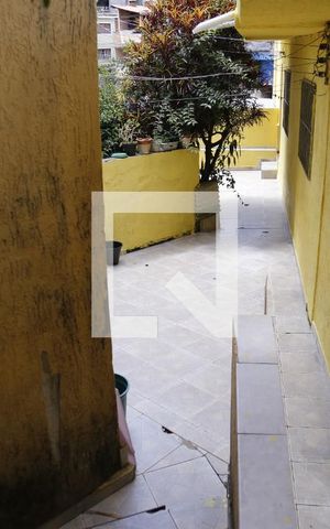 Casa à venda com 120m², 4 quartos e 3 vagasCorredor