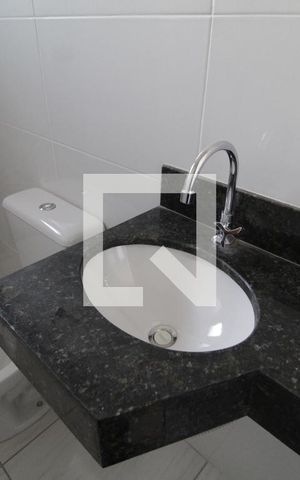 Apartamento para alugar com 54m², 2 quartos e 1 vagaBanheiro Social