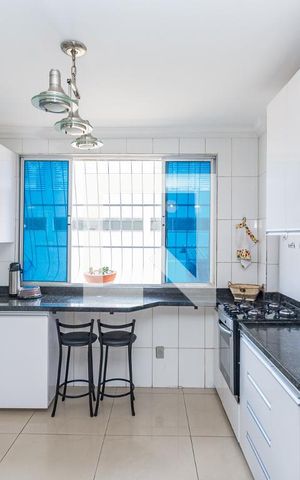 Apartamento à venda com 82m², 3 quartos e 1 vagaCozinha