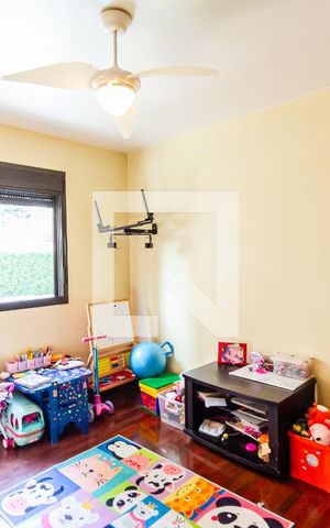 Apartamento à venda com 250m², 4 quartos e 4 vagasSuíte 1