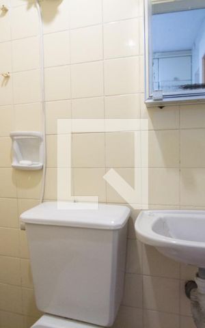 Apartamento à venda com 250m², 4 quartos e 4 vagasBanheiro de serviço