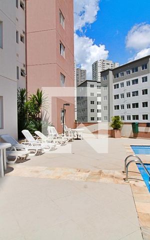 Apartamento para alugar com 57m², 2 quartos e 1 vagaÁrea comum - Piscina