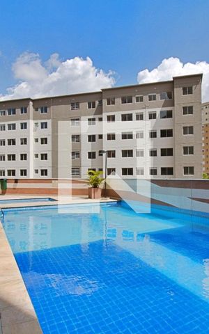 Apartamento para alugar com 57m², 2 quartos e 1 vagaÁrea comum - Piscina