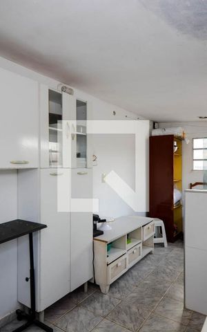 Casa à venda com 1025m², 4 quartos e 2 vagas Casa à venda com 1025m², 4 quartos e 2 vagasCozinha 1
